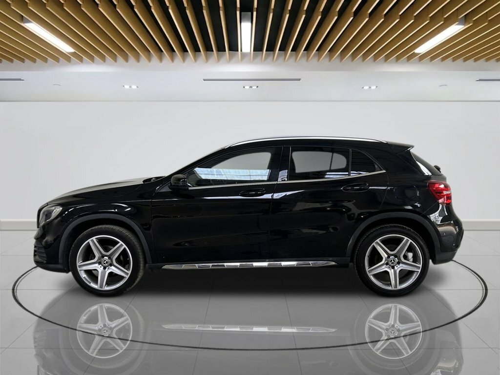 Mercedes-Benz GLA Class 1.6L Amg Line Edition KU69HKX Black #5