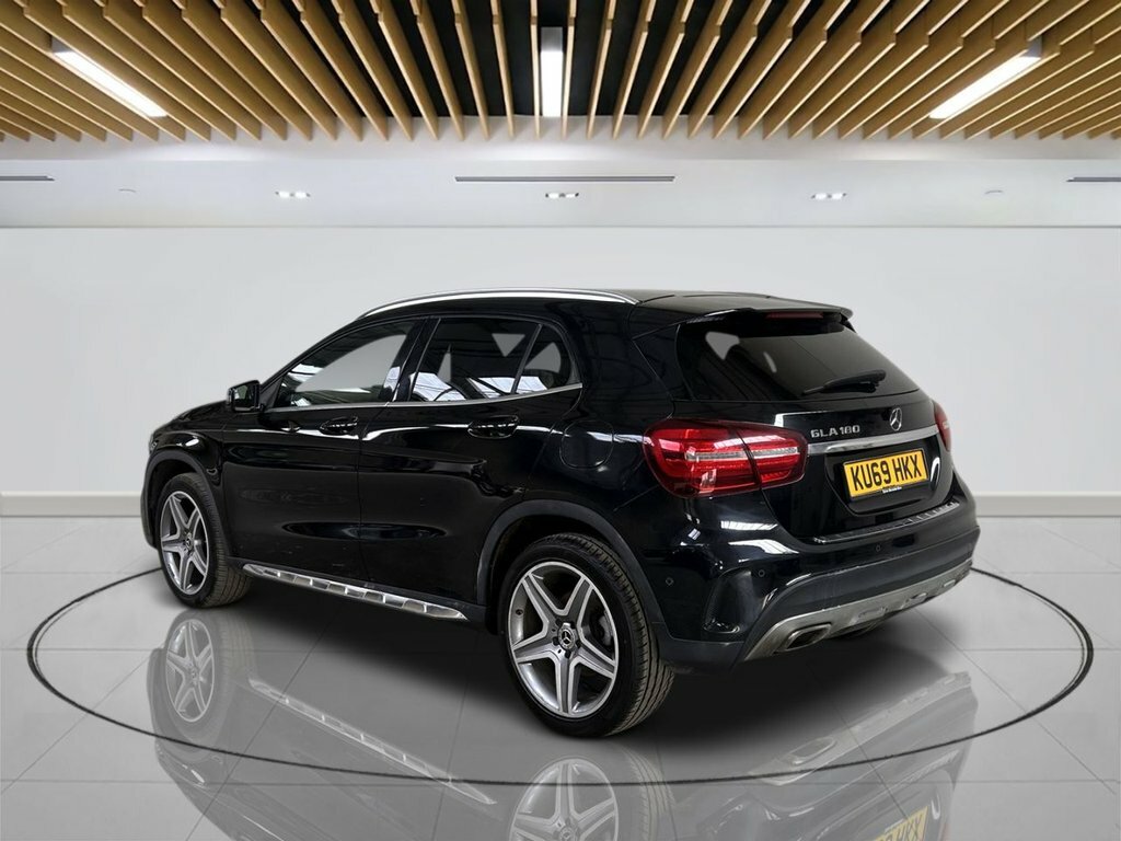 Mercedes-Benz GLA Class 1.6L Amg Line Edition KU69HKX Black #6