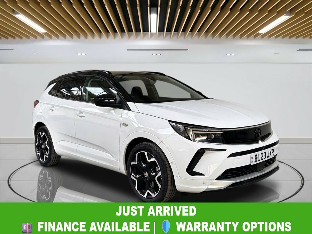 Vauxhall Grandland 1.2L Ultimate White