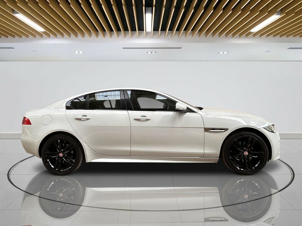 Jaguar XE 2L R-sport OY67ODT White #3