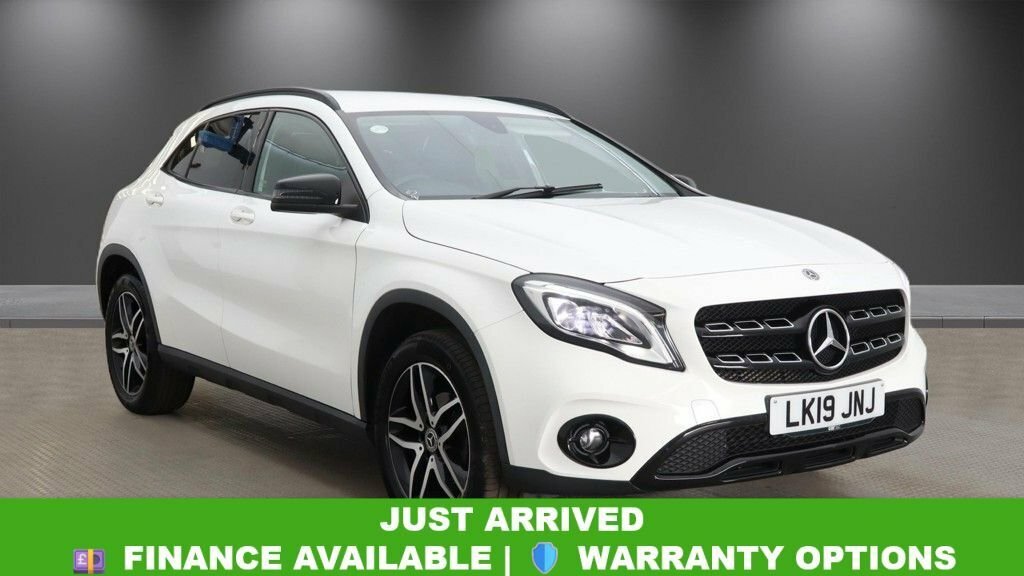 Mercedes-Benz GLA Class 1.6L Urban Edition White