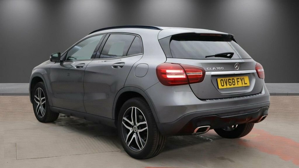 Mercedes-Benz GLA Class 1.6L Urban Edition Grey #3