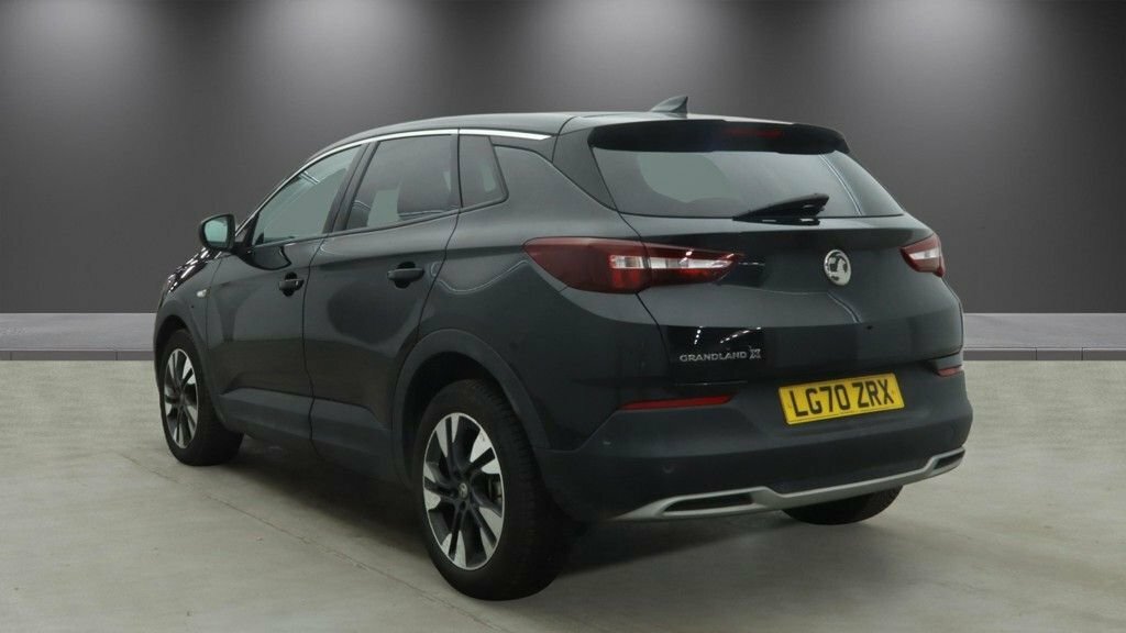 Vauxhall Grandland X 1.2L Sri Nav Black #3