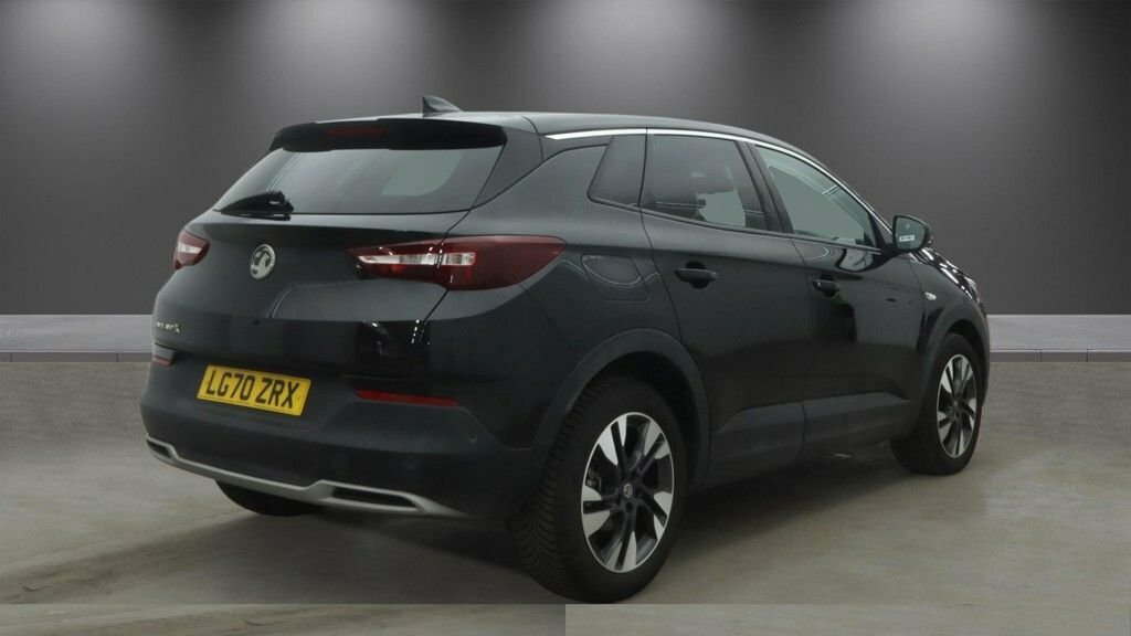 Vauxhall Grandland X 1.2L Sri Nav Black #4