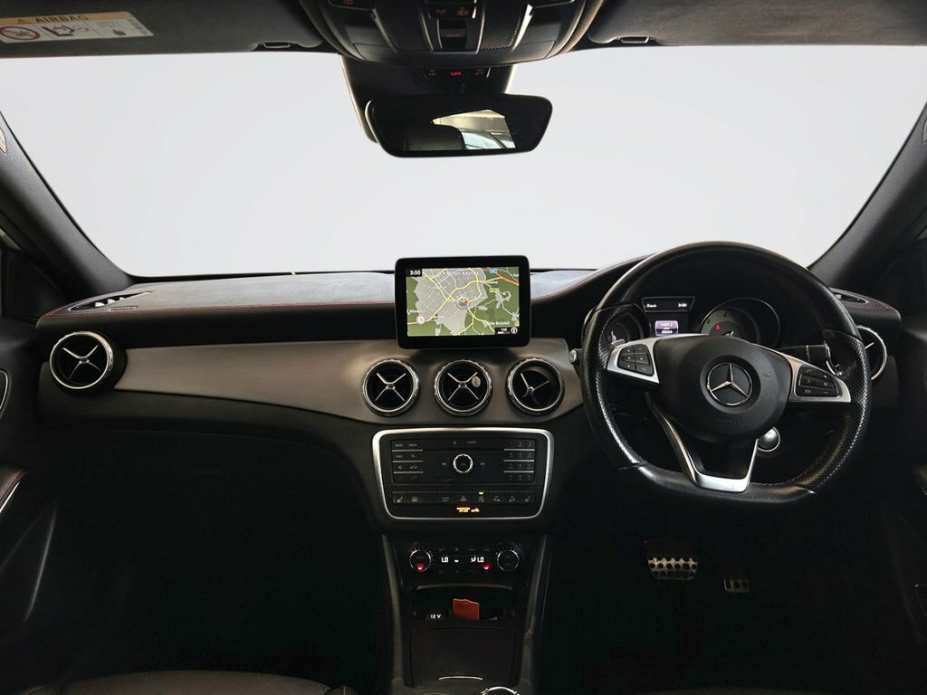 Mercedes-Benz GLA Class 2.1L Amg Line YC66UHW White #3