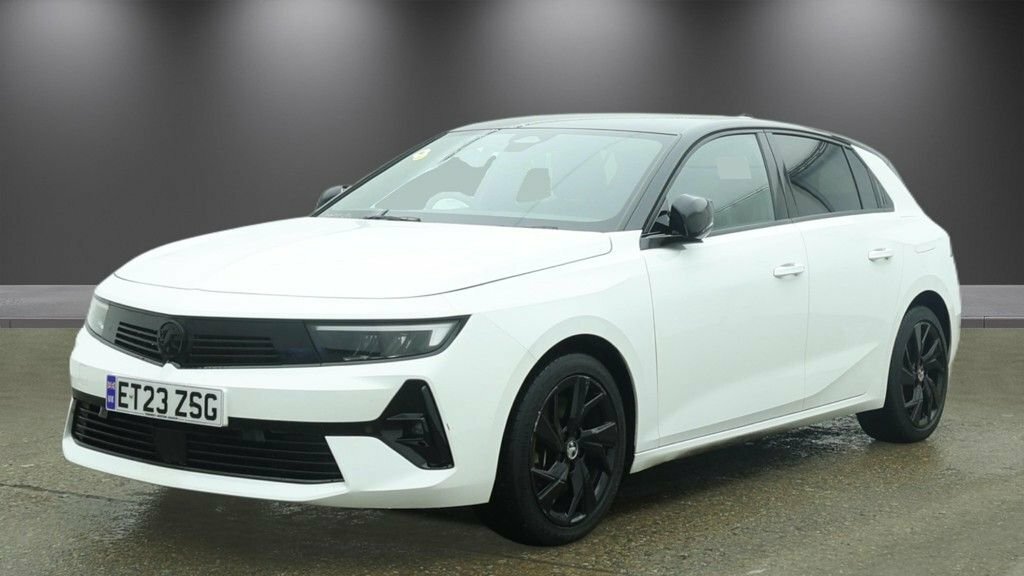 Vauxhall Astra 1.6L Gs White #2