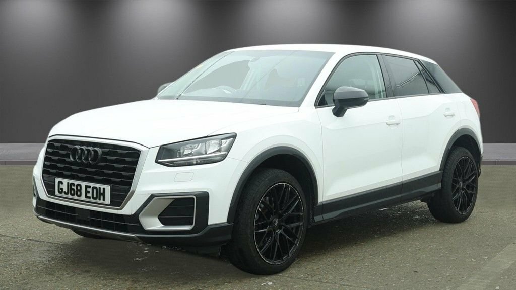 Audi Q2 1L Sport White #2