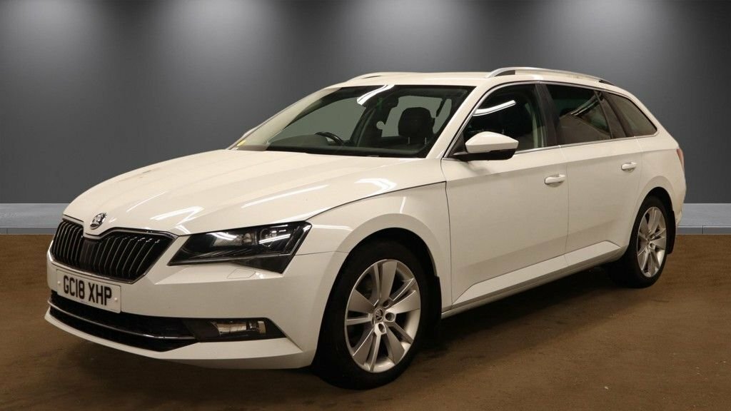Skoda Superb 2L Se L Executive White #2