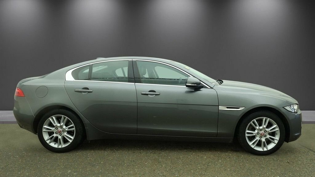 Jaguar XE 2L Prestige Grey #5