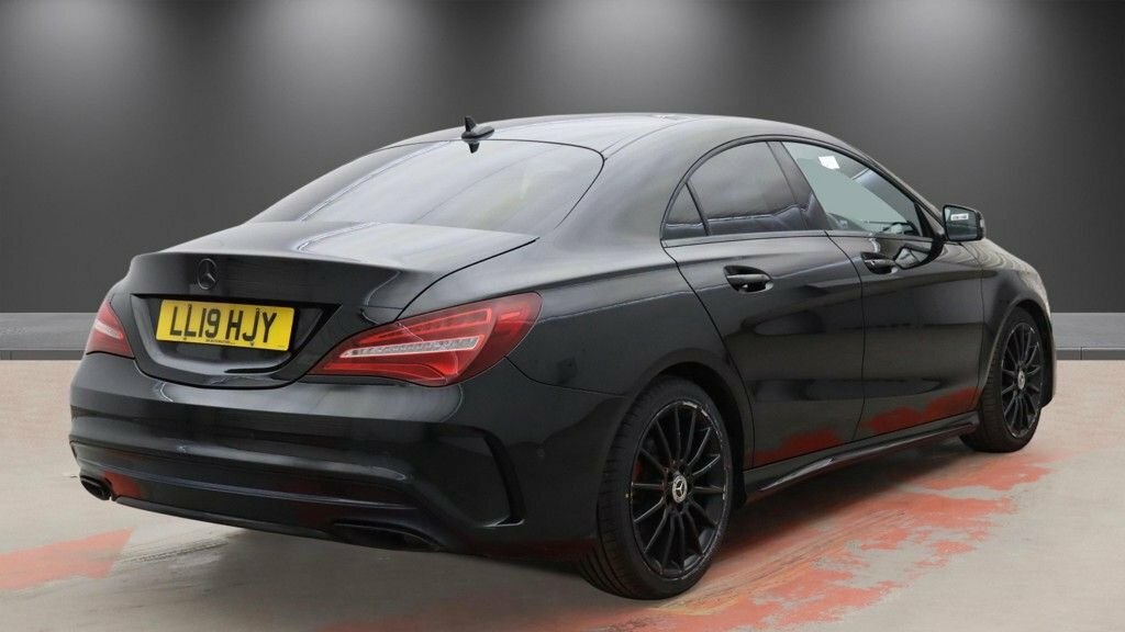 Mercedes-Benz CLA Class 1.6L Amg Line Night Edition Black #4