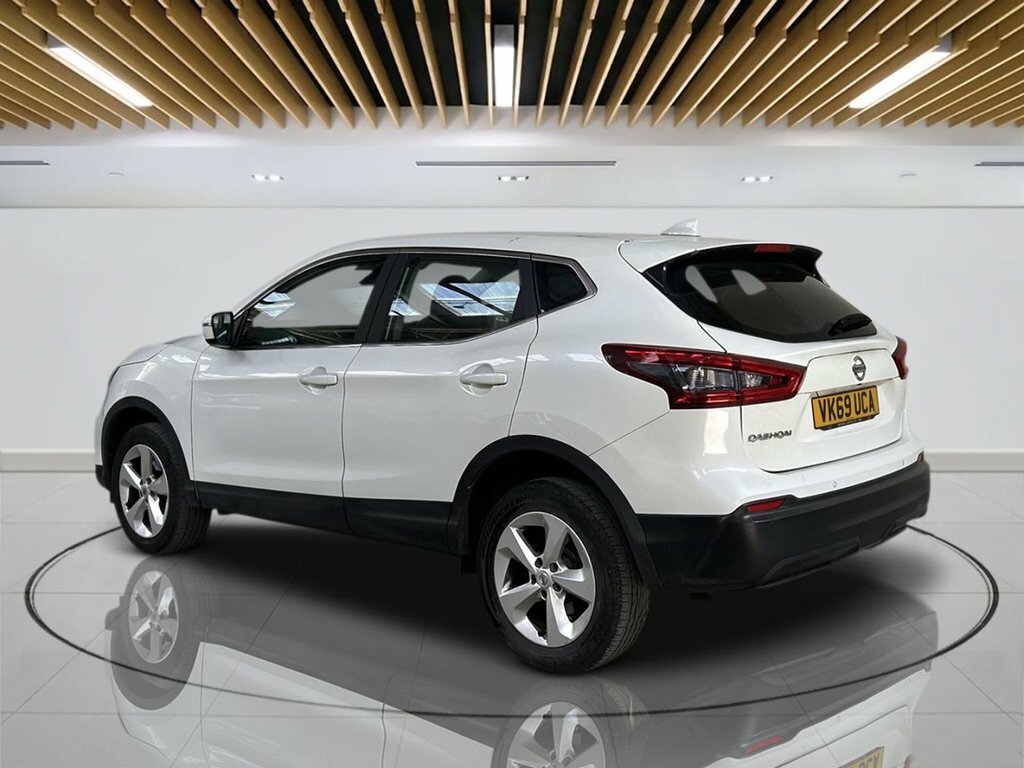 Nissan Qashqai 1.3L Acenta Premium VK69UCA White #6