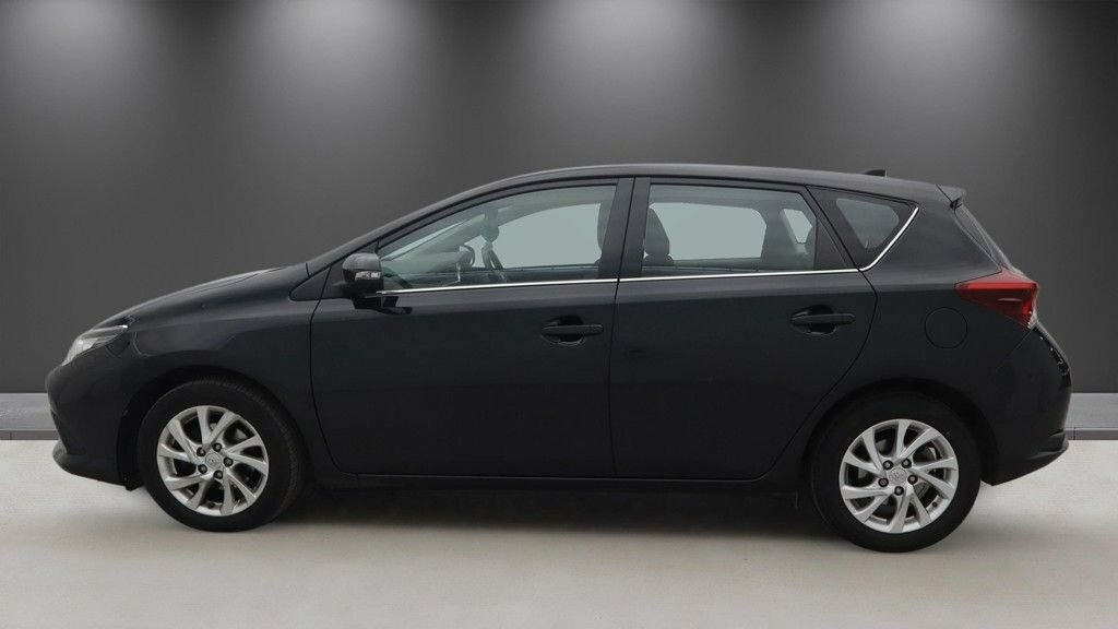 Toyota Auris 1.2L Business Edition Black #6