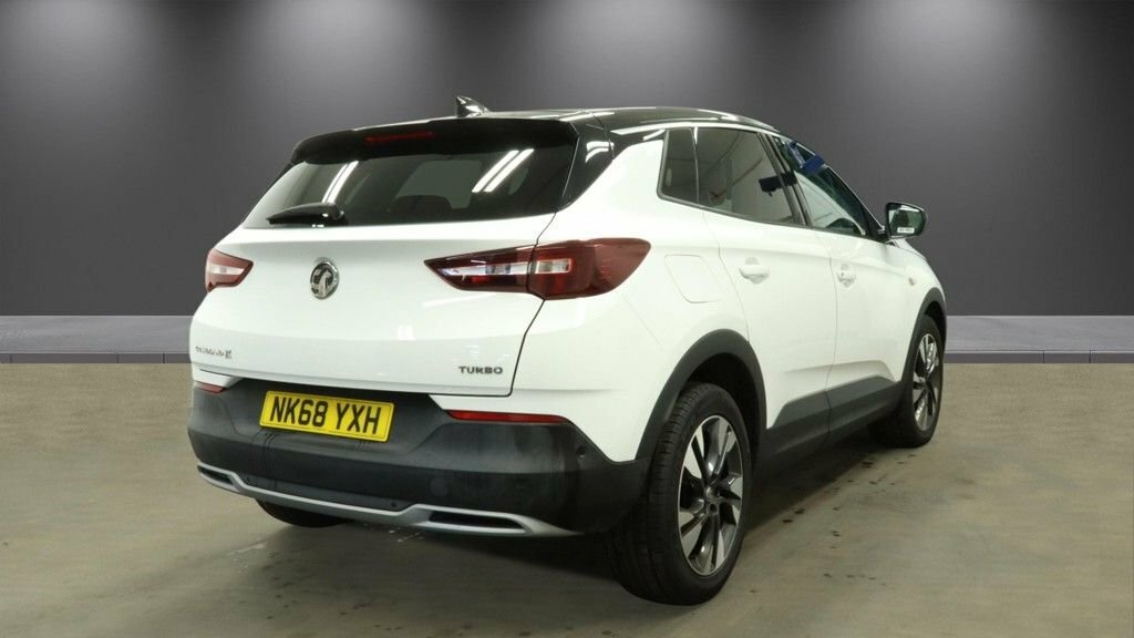 Vauxhall Grandland X 1.2L Sport Nav White #4