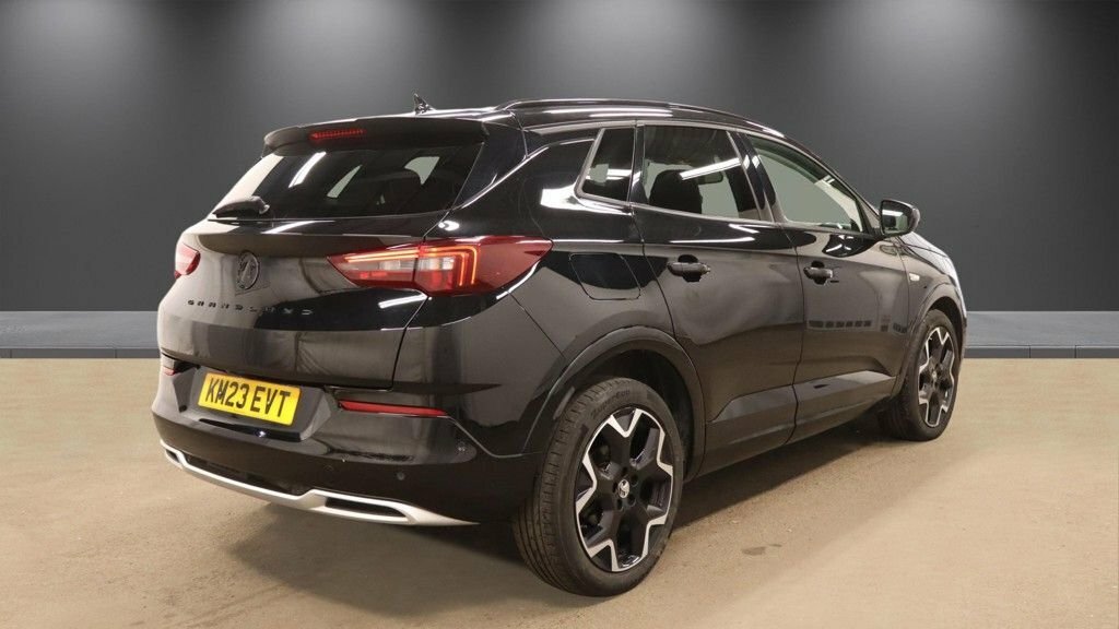Vauxhall Grandland 1.2L Ultimate Black #4