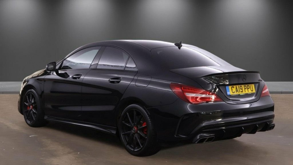 Mercedes-Benz CLA Class 2L Amg Night Edition Black #3