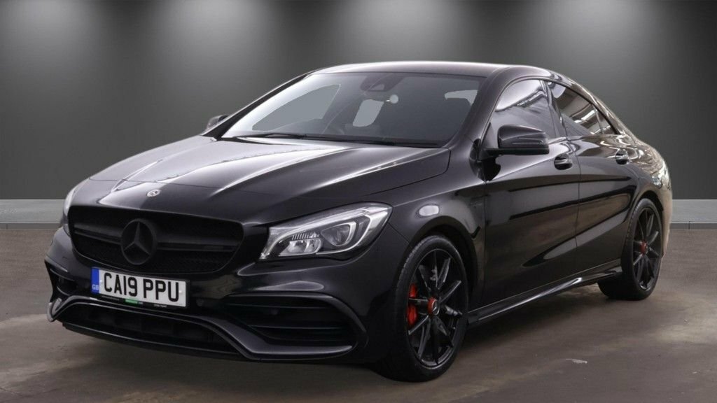 Mercedes-Benz CLA Class 2L Amg Night Edition Black #2