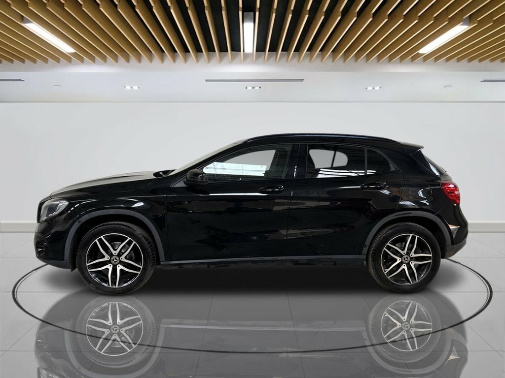 Mercedes-Benz GLA Class 1.6L Urban Edition KE68EZV Black #5