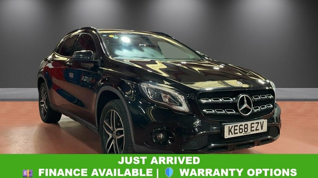 Mercedes-Benz GLA Class 1.6L Urban Edition Black