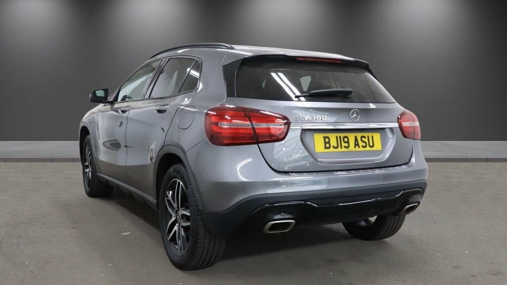 Mercedes-Benz GLA Class 1.6L Urban Edition Grey #3