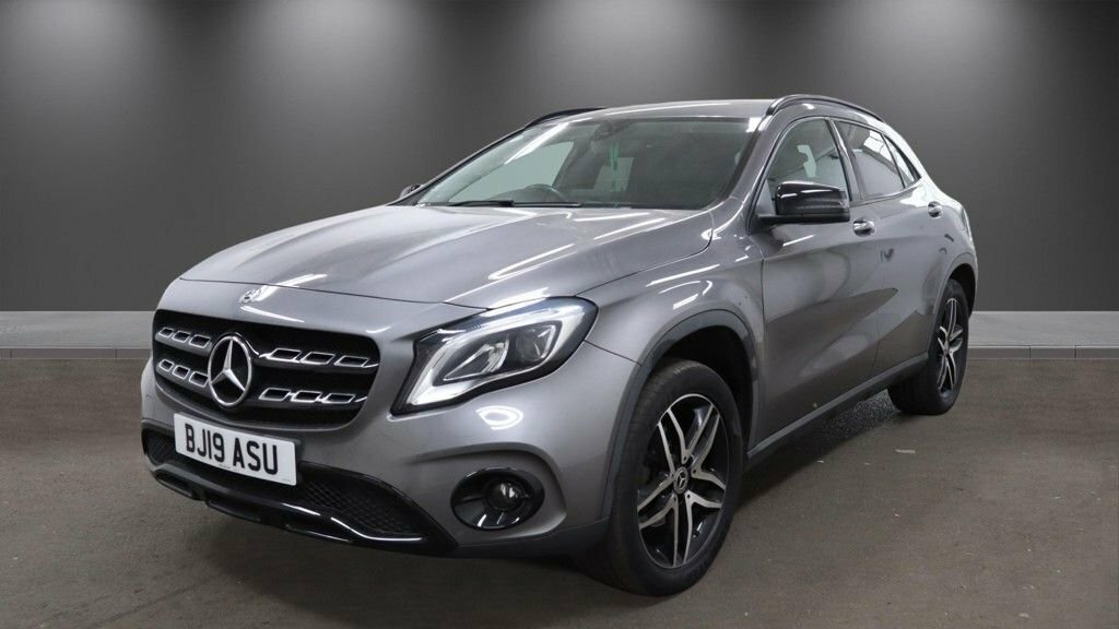 Mercedes-Benz GLA Class 1.6L Urban Edition Grey #2