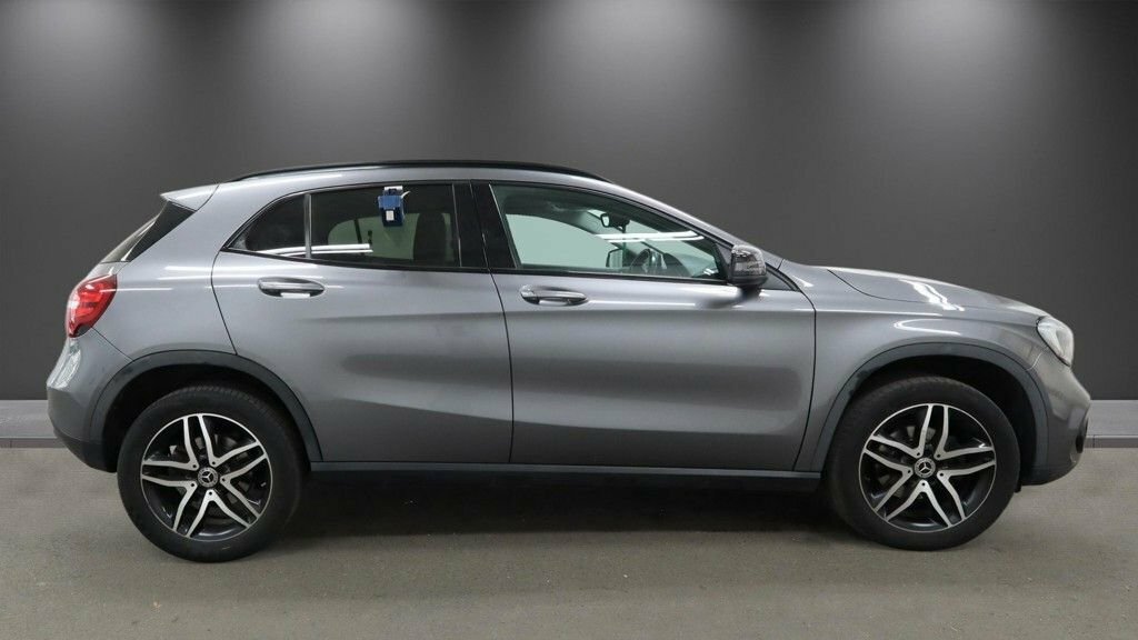 Mercedes-Benz GLA Class 1.6L Urban Edition Grey #5