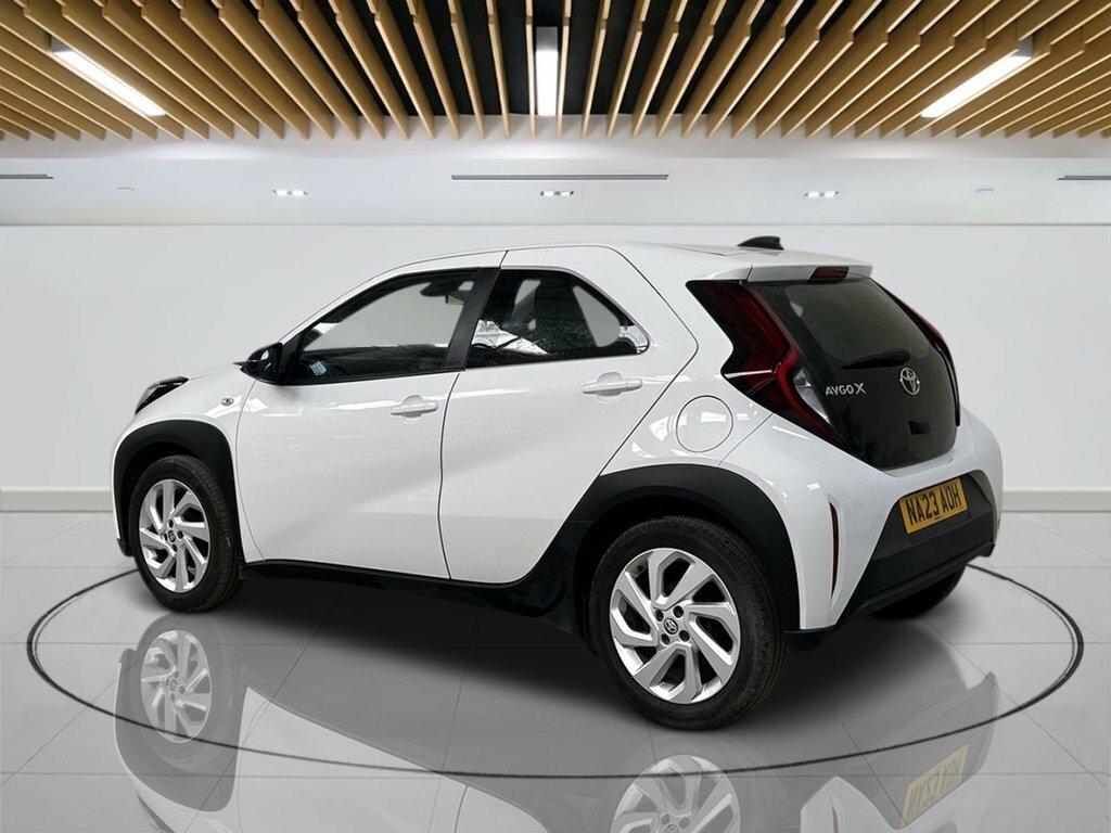 Toyota Aygo X 1L Pure NA23AOH White #6