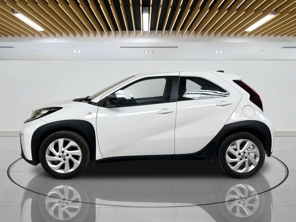 Toyota Aygo X 1L Pure NA23AOH White #5