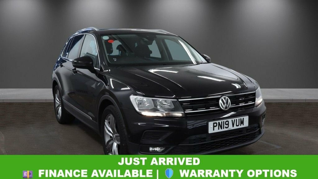 Volkswagen Tiguan 2L Match Black