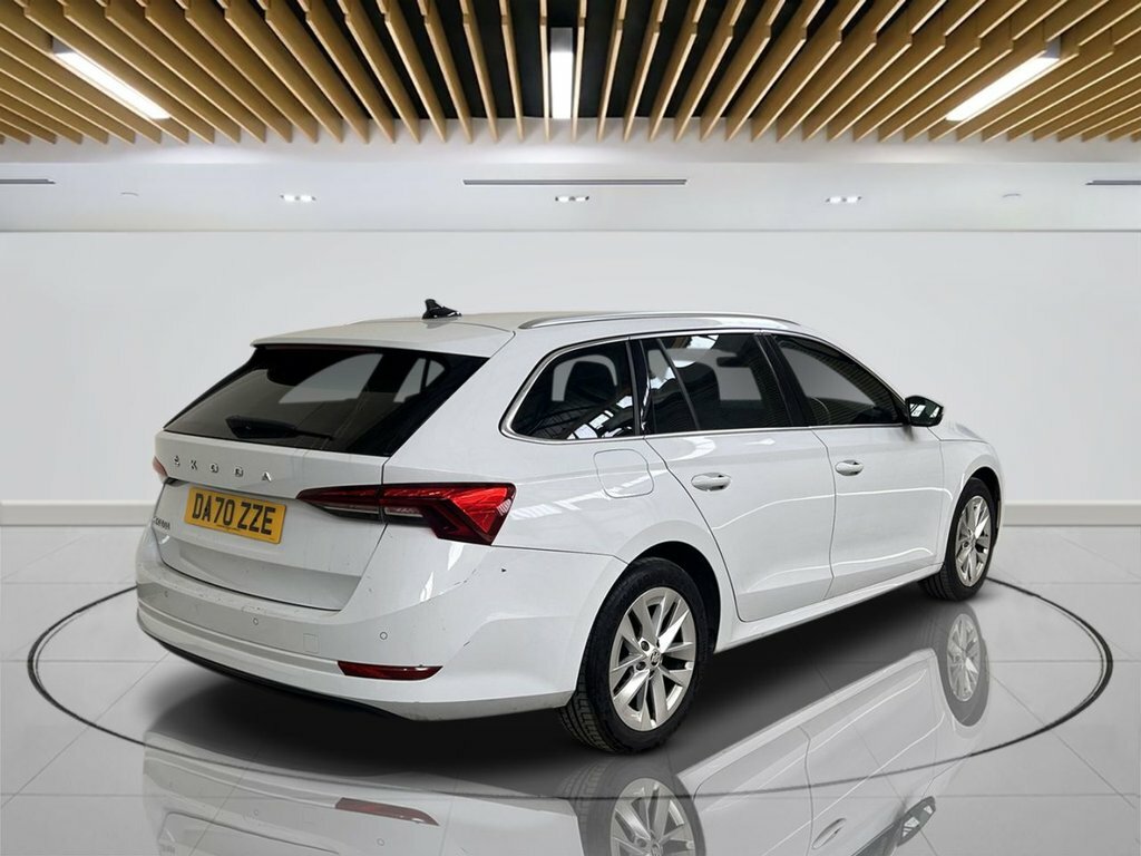 Skoda Octavia 1.5L Se L White #5