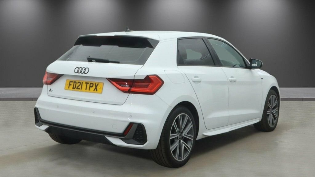 Audi A1 1L S Line FD21TPX White #3