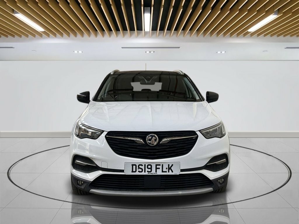 Vauxhall Grandland X 1.2L Design Line DS19FLK White #2