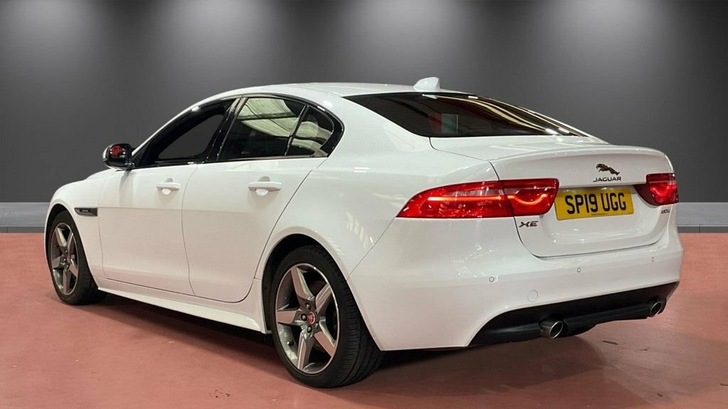 Jaguar XE 2L R-sport White #3