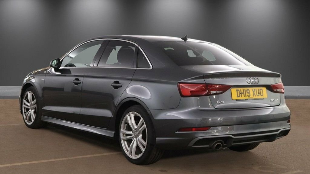 Audi A3 1.6L S Line DH19XUO Grey #3