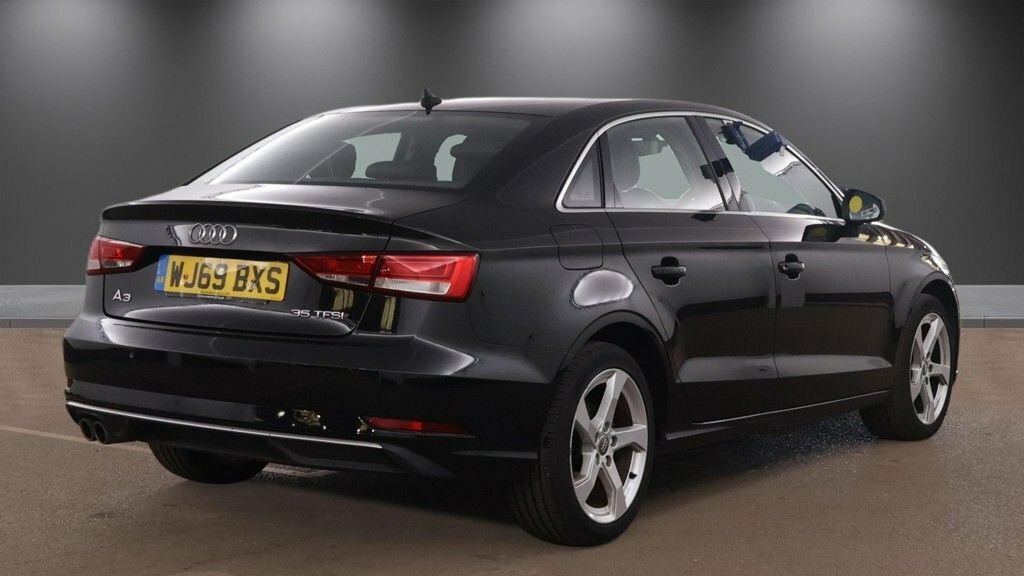 Audi A3 1.5L Sport WJ69BXS Black #4