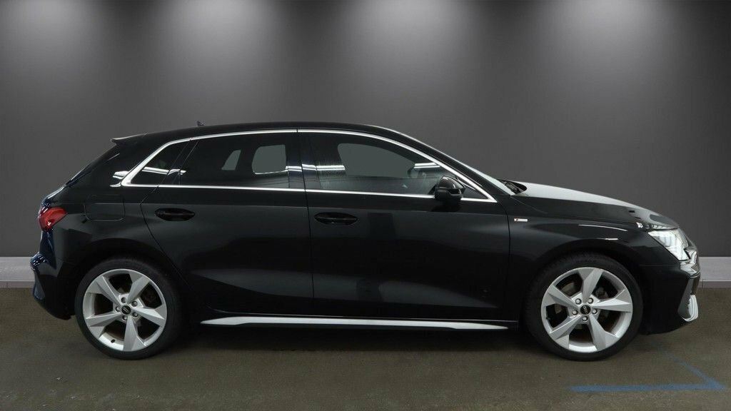Audi A3 1L S Line LV23STZ Black #3