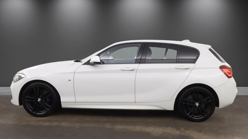 BMW 1 Series 1.5L M Sport Shadow Edition DT19RKU White #6