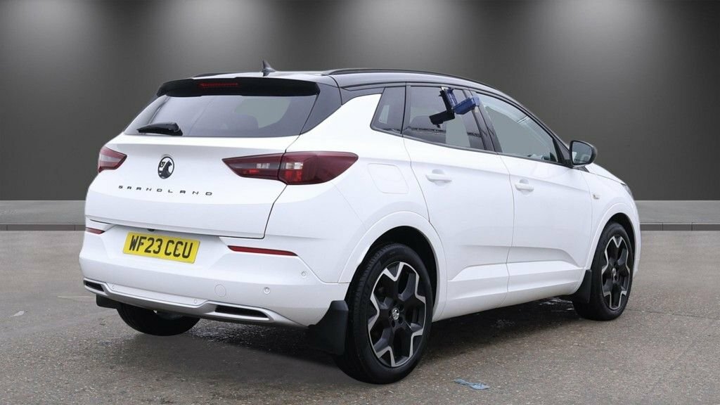 Vauxhall Grandland 1.2L Ultimate White #4
