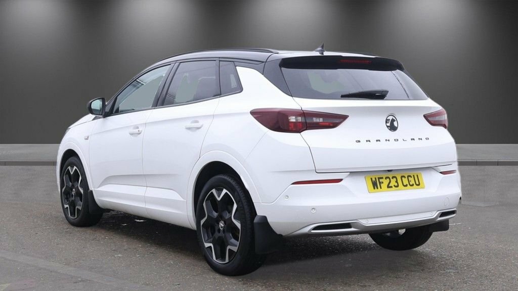 Vauxhall Grandland 1.2L Ultimate White #3