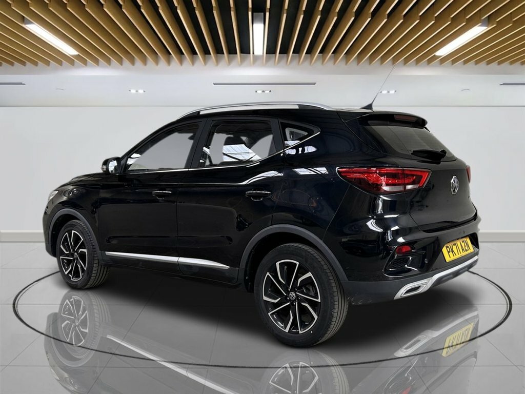 MG ZS 1.5L Exclusive Black #6