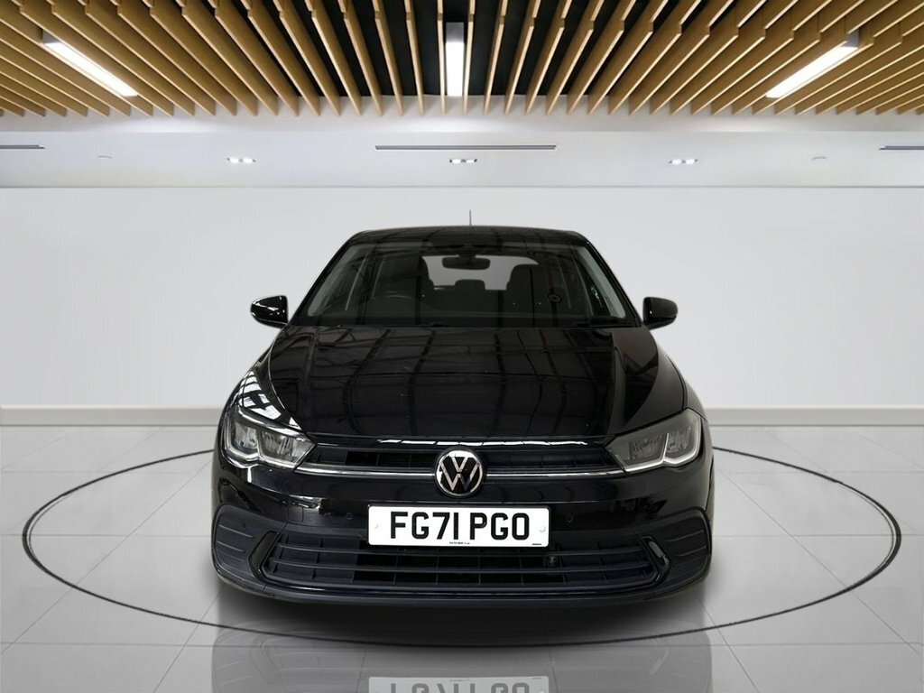 Volkswagen Polo 1L Life FG71PGO Black #2