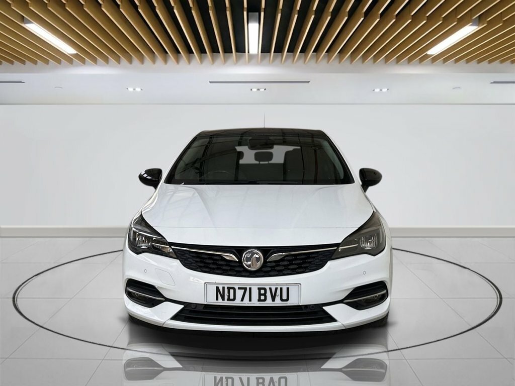 Vauxhall Astra 1.2L Griffin Edition ND71BVU White #2