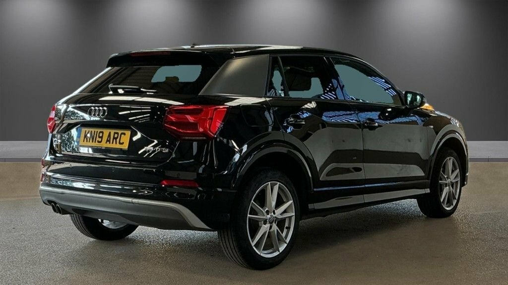 Audi Q2 1.5L S Line Black #4