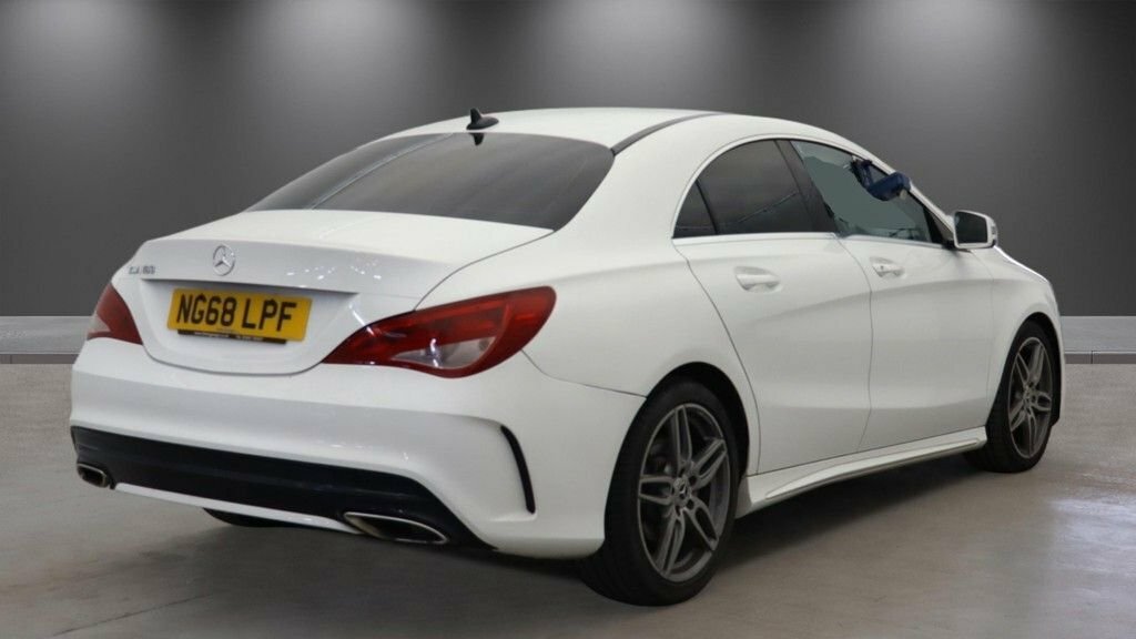 Mercedes-Benz CLA Class 1.6L Amg Line Edition White #4
