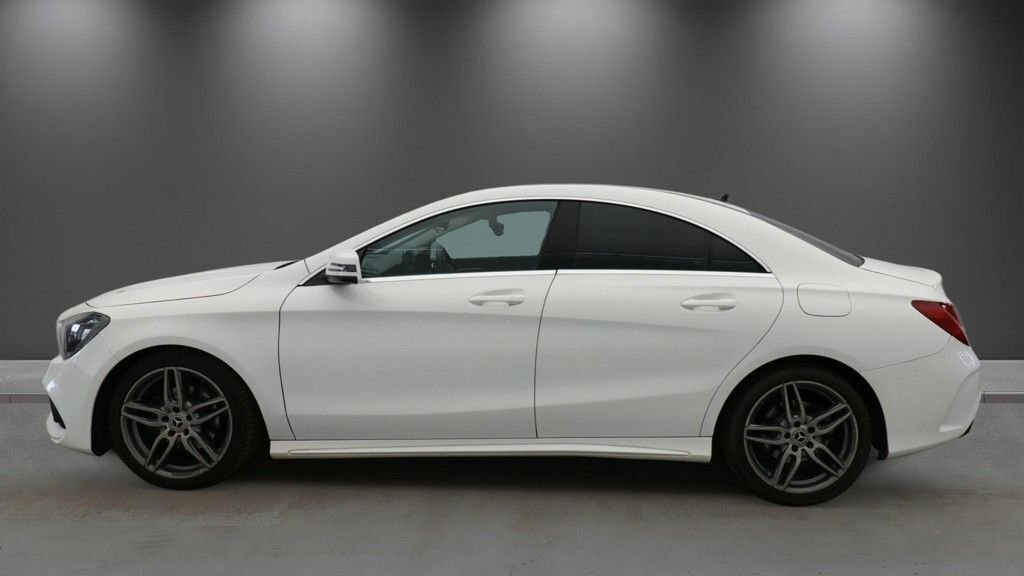 Mercedes-Benz CLA Class 1.6L Amg Line Edition White #6