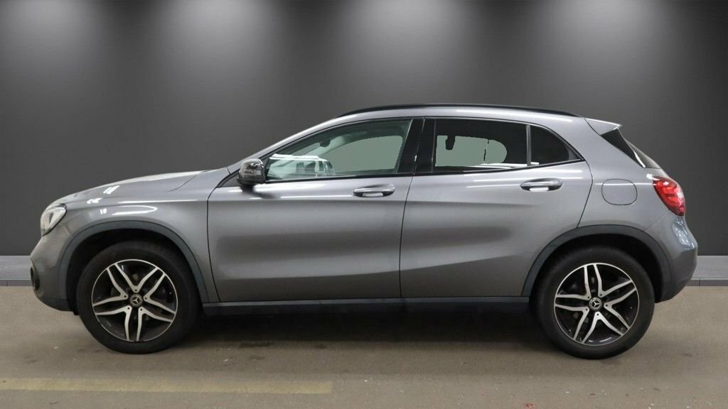 Mercedes-Benz GLA Class 1.6L Urban Edition Grey #6