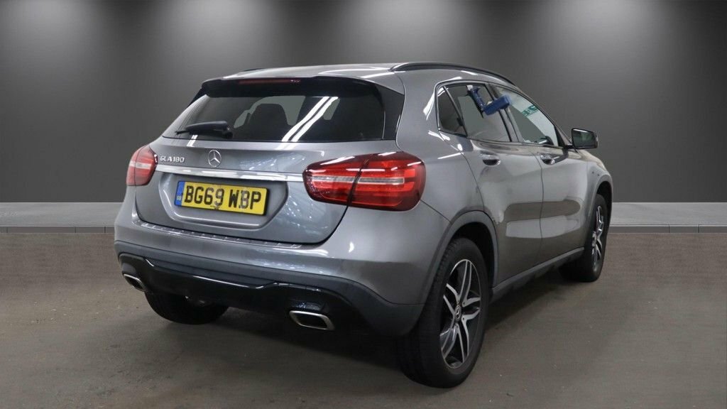 Mercedes-Benz GLA Class 1.6L Urban Edition Grey #4