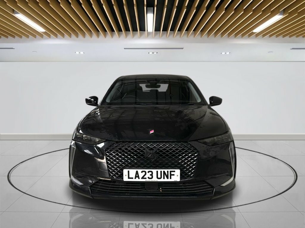 DS DS 4 1.2L Performance Line Black