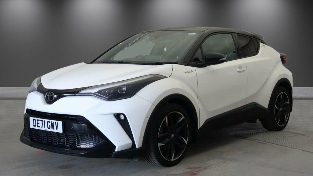 Toyota C-Hr 2L Gr Sport White #2