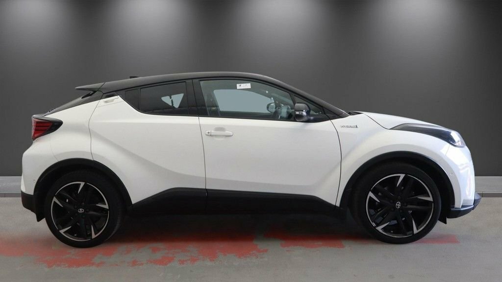 Toyota C-Hr 2L Gr Sport White #5
