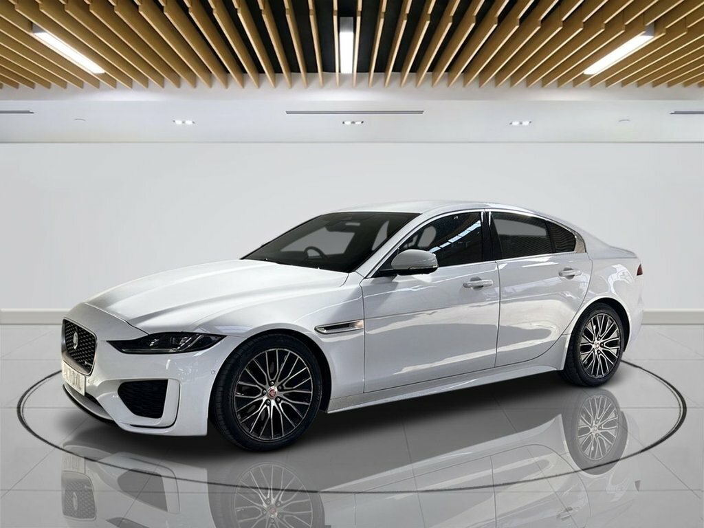 Jaguar XE 2L R-dynamic S White #4